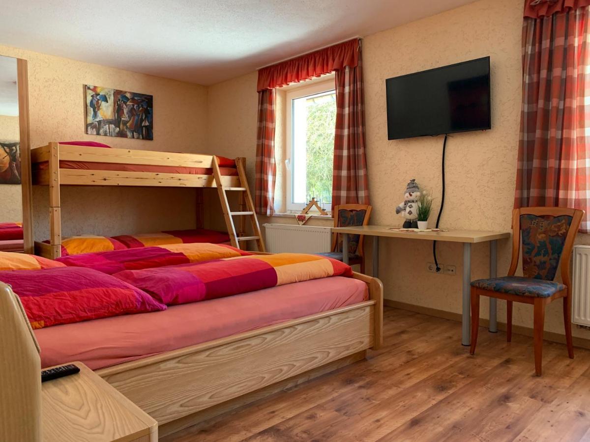 Pension Poehlbergblick Annaberg Bagian luar foto