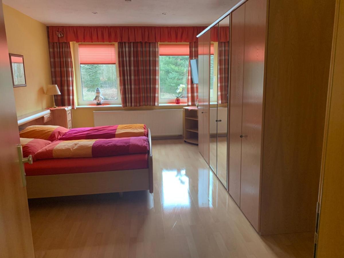Pension Poehlbergblick Annaberg Bagian luar foto